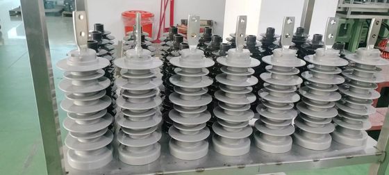 IEC 62217 Prüfausrüstung für Gummi, Isolator, Mehrspannungstestmaschine, Laborprüfung