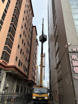 DX Isolator Multi-Spannungstestmaschine