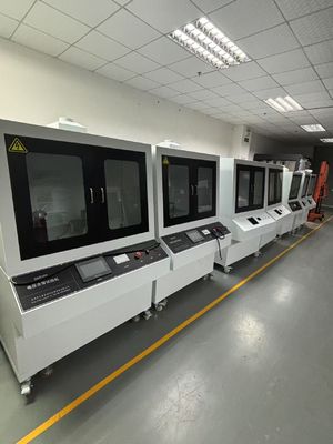 Prüfmaschine für den Durchschlag von Kunststoff, Silikon und Glas