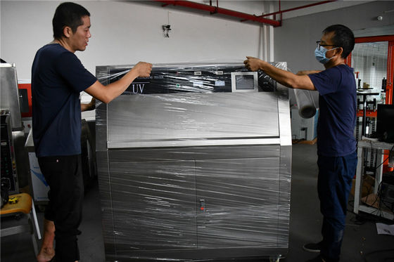 ISO 4892-3 UV-Beschleunigungs-Bewitterungsprüfgerät Umweltprüfkammer